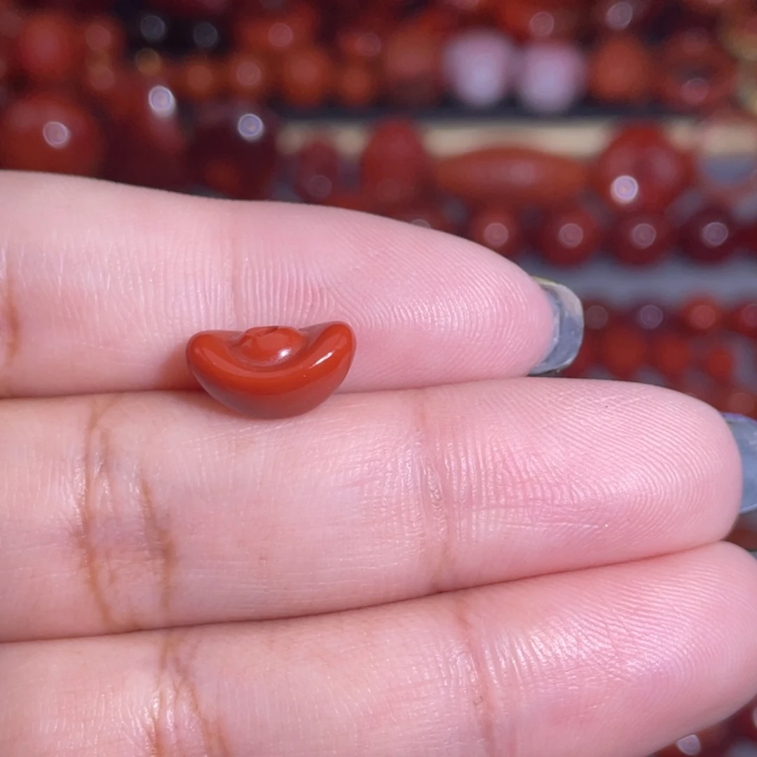 南红玛瑙未镶嵌元宝