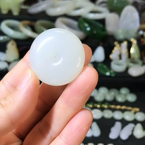 ꫛ***࿐和田玉（糖玉）未镶嵌颈饰