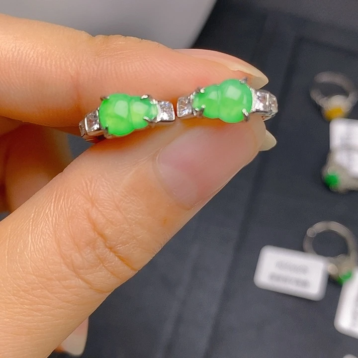 翡翠银S925镶嵌耳饰
