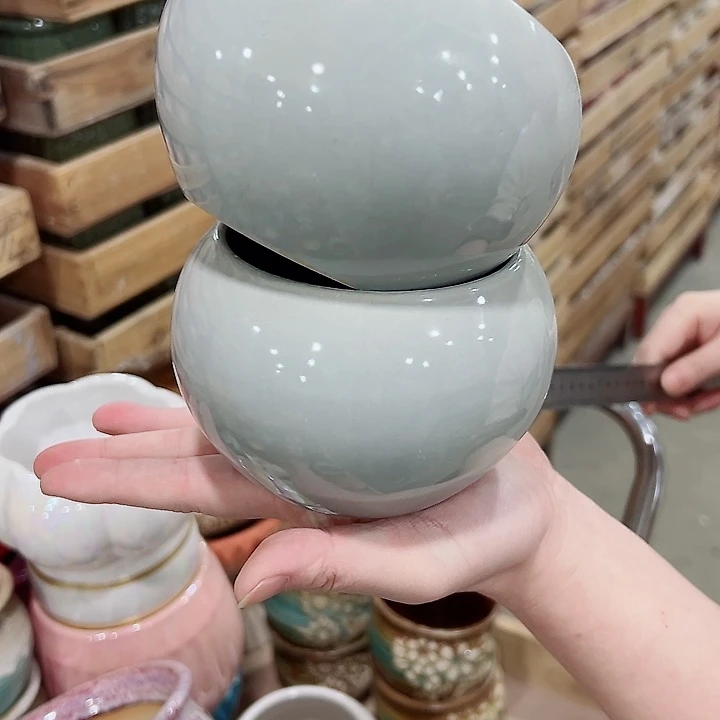 有孔.凑满10元发货多肉陶瓷花盆！