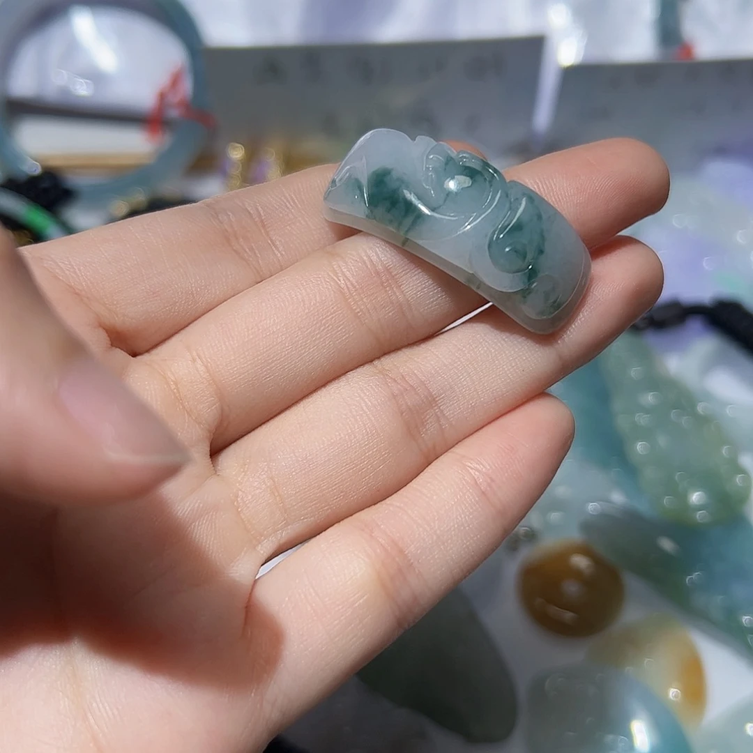 翡翠未镶嵌颈饰天然A货翡翠