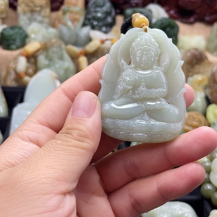和田玉（糖玉）未镶嵌颈饰