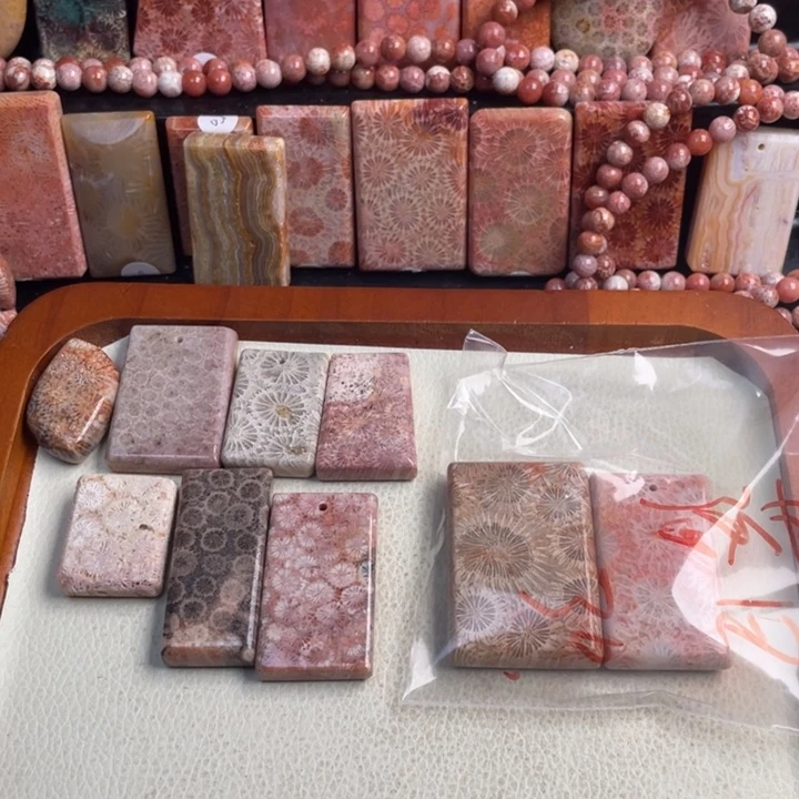 硅化玉颈饰合金落**晖12345