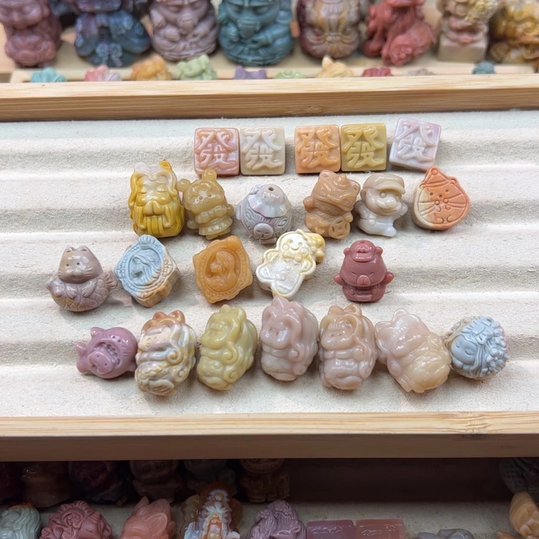 未镶嵌石英质玉珠宝奇石修