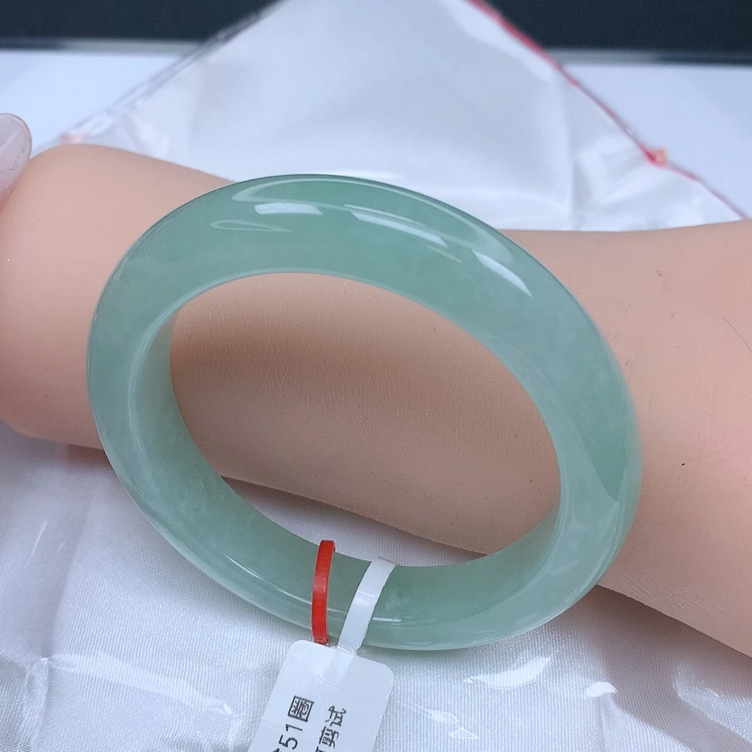 【闪购商品】未镶嵌手镯翡翠，52