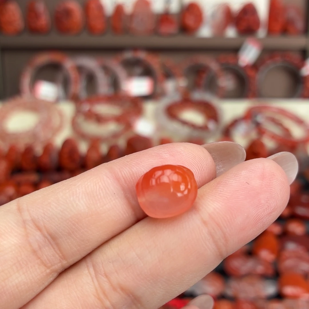 南红玛瑙未镶嵌颈饰通孔龟甲