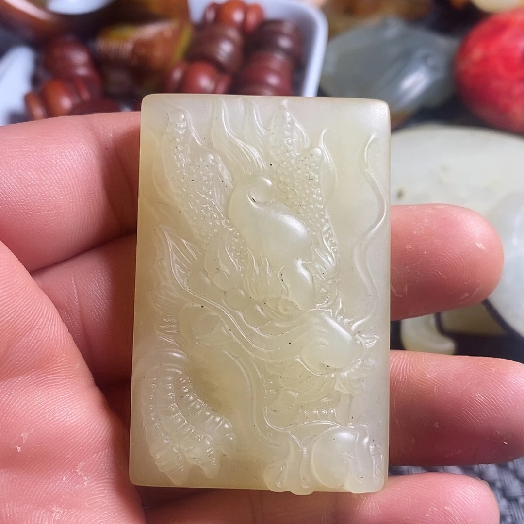 蛇纹石玉合金颈饰