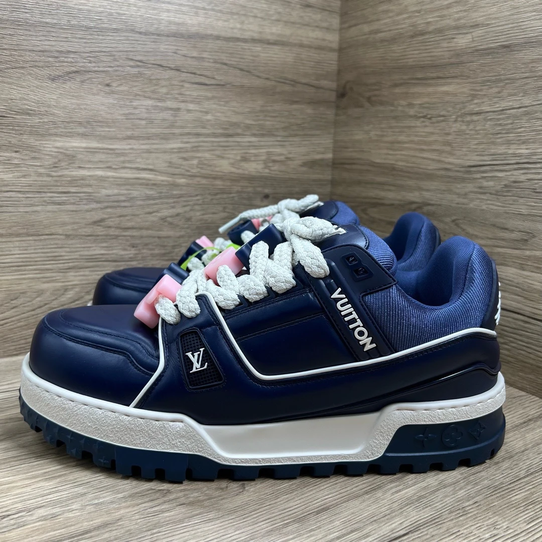 99新 LouisVuitton/路易威登 Trainer 情人节 蓝粉小胖丁 43码