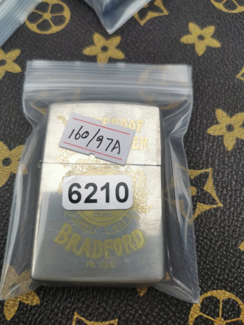 Zippo打火机回血97A镀银带题材-6210