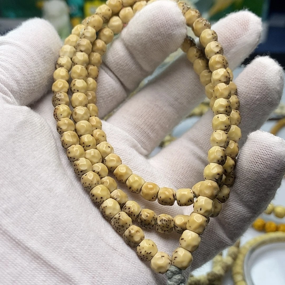 吊坠星月菩提65改半壁留白