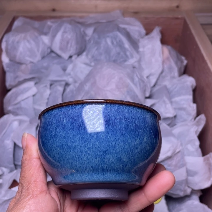 茶盏不用谢哈兄弟哈