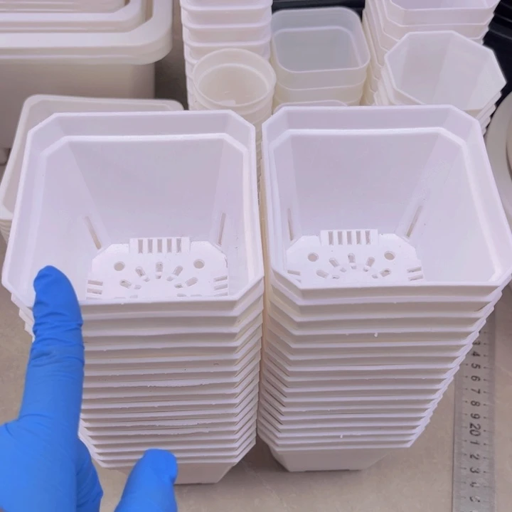 加厚10白方口10高8一组15个