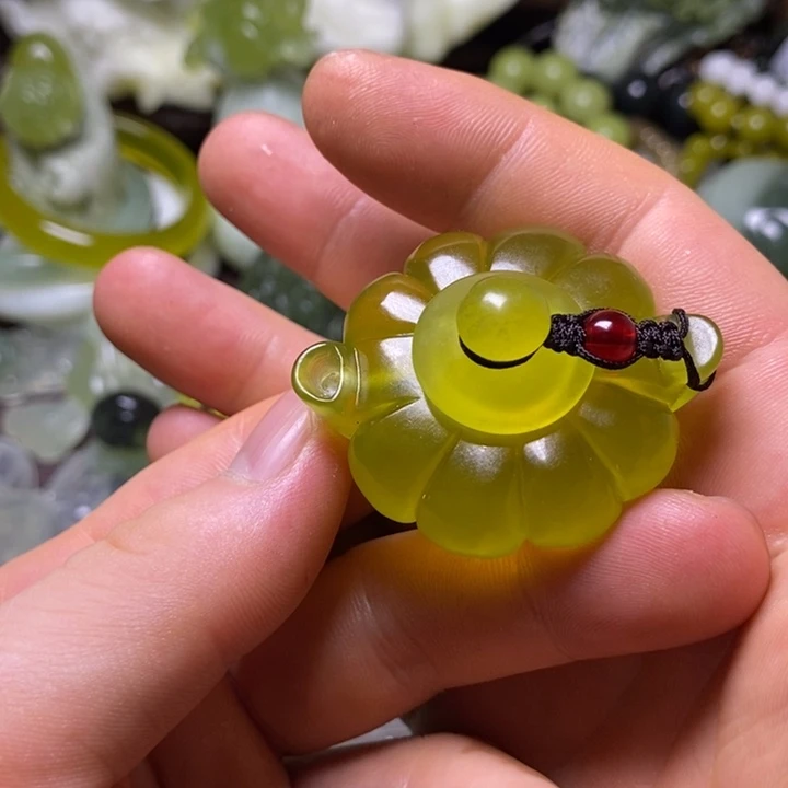 未镶嵌岫玉岫玉颈饰