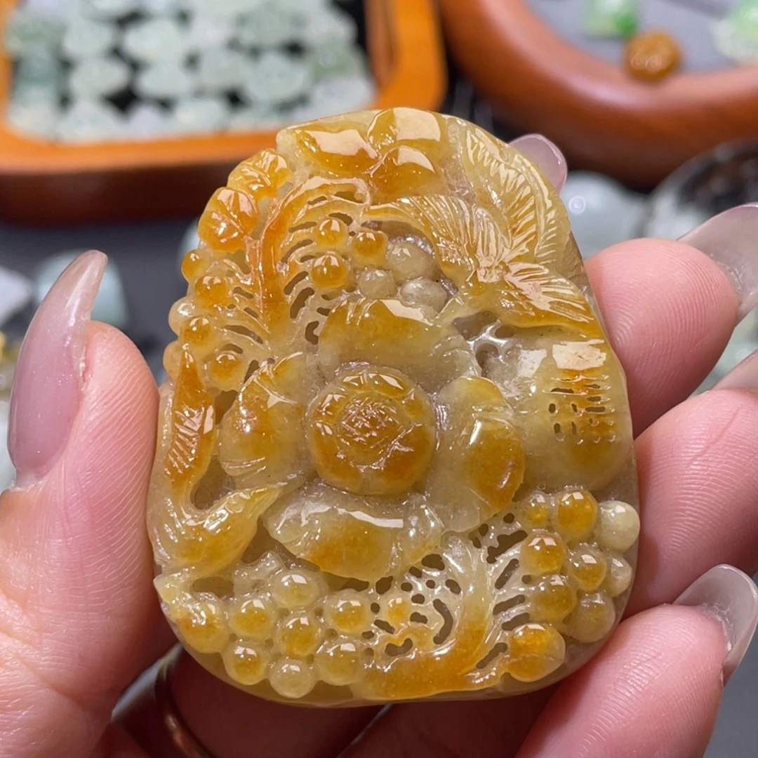 颈饰未镶嵌翡翠吊坠