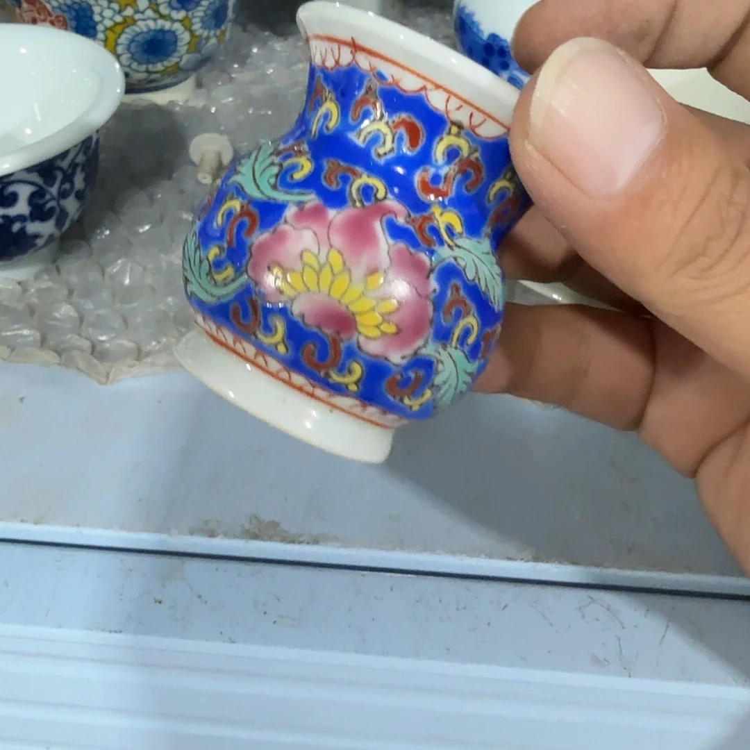 瓷片摆件等方式在不同行业上