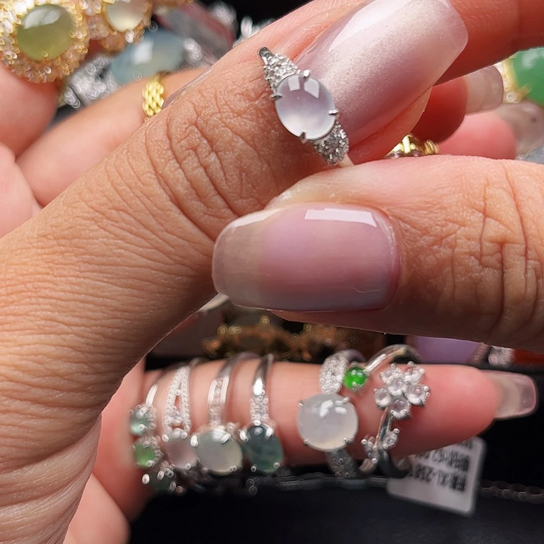 翡翠戒指银S925镶嵌缅甸天然A货翡翠戒指