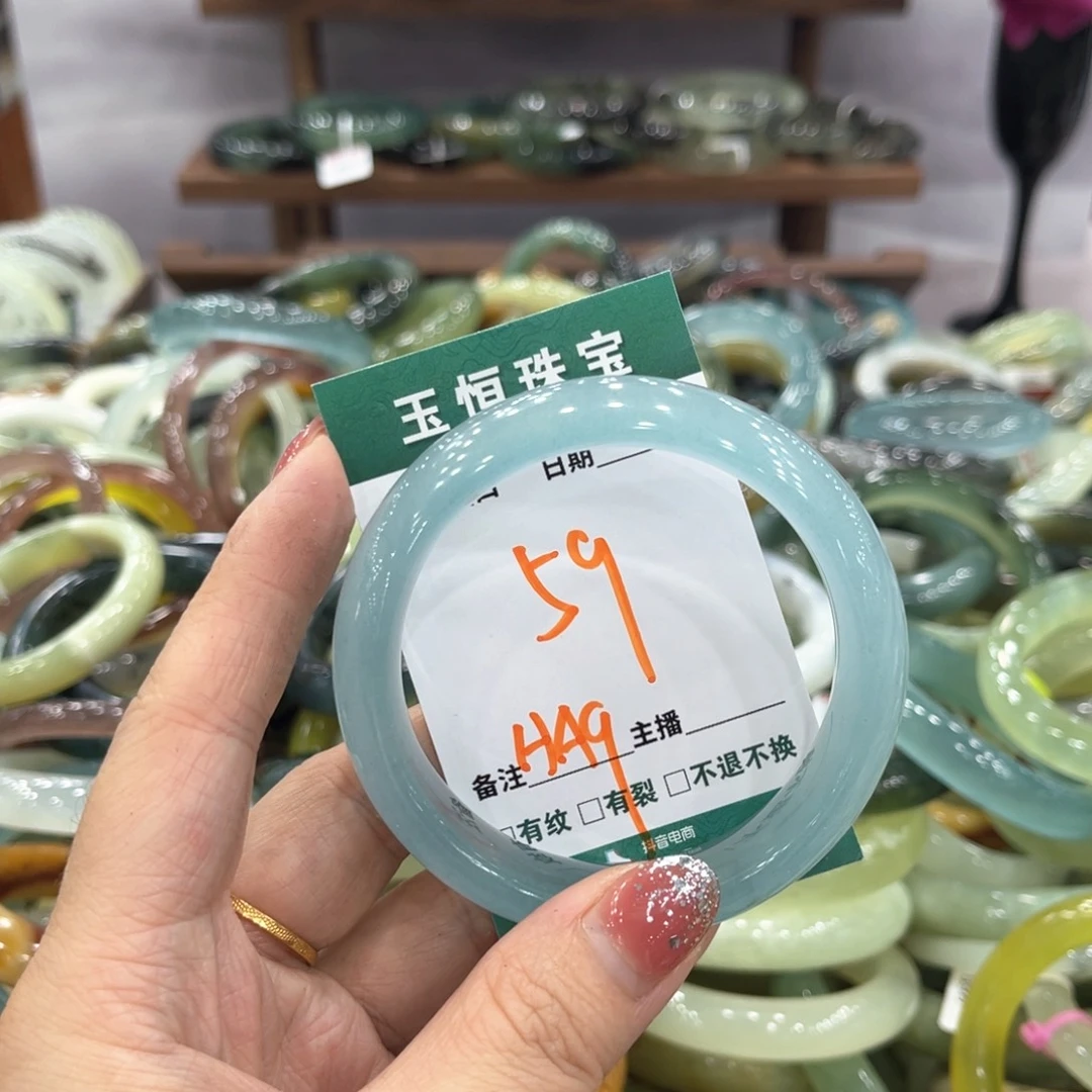 蛇纹石玉未镶嵌手镯手镯
