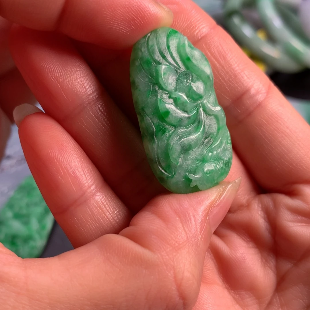 未镶嵌定制翡翠翡翠
