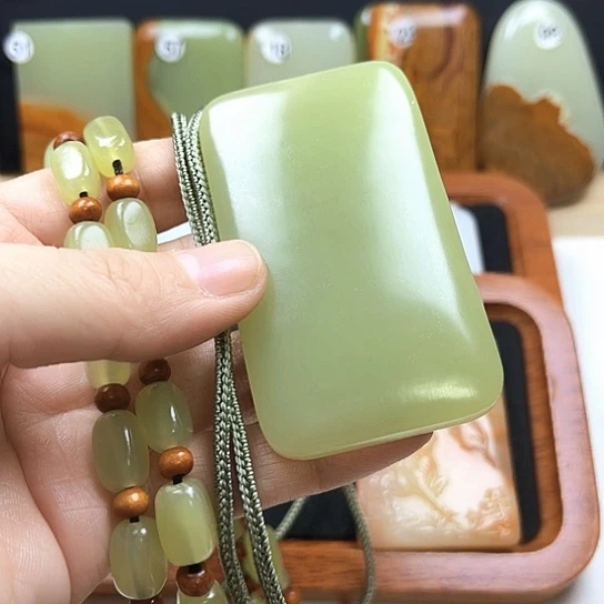 驚***子非金属无事牌绿色