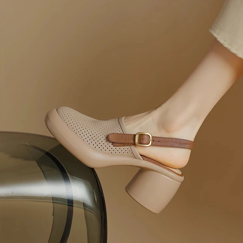 包头厚底凉鞋女软皮镂空粗跟猪笼鞋2025年新款夏季高跟洞洞罗马鞋