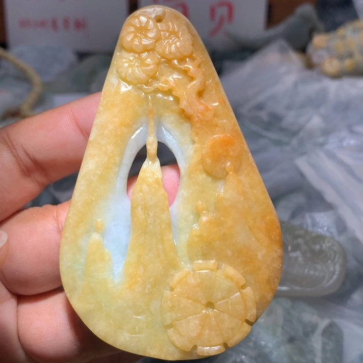 翡翠未镶嵌颈饰保真天然A货翡翠