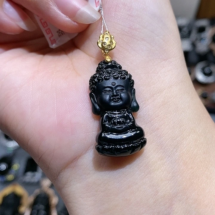 翡翠18K金镶嵌颈饰宝宝佛