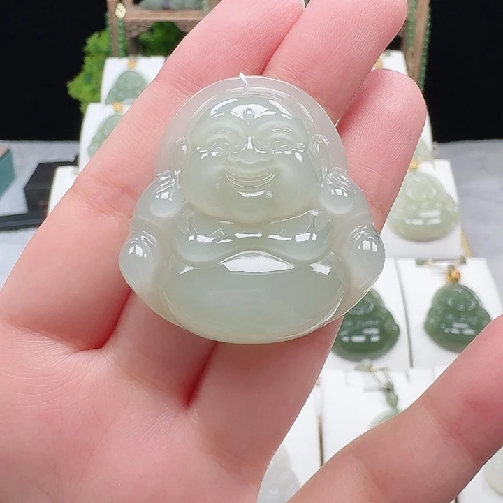 用***9和田玉未镶嵌颈饰