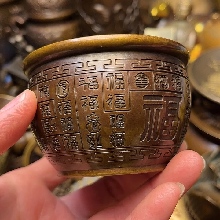 精美铜器批发档口
