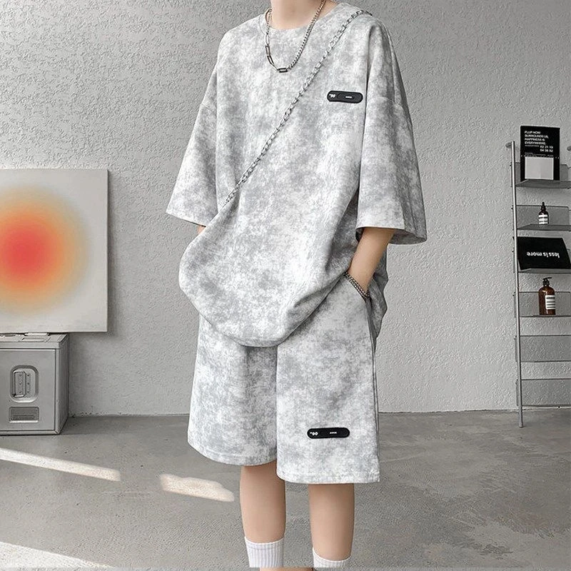 夏季套装男小众时尚扎染宽松inst恤短裤潮流酷帅大码男装一整套