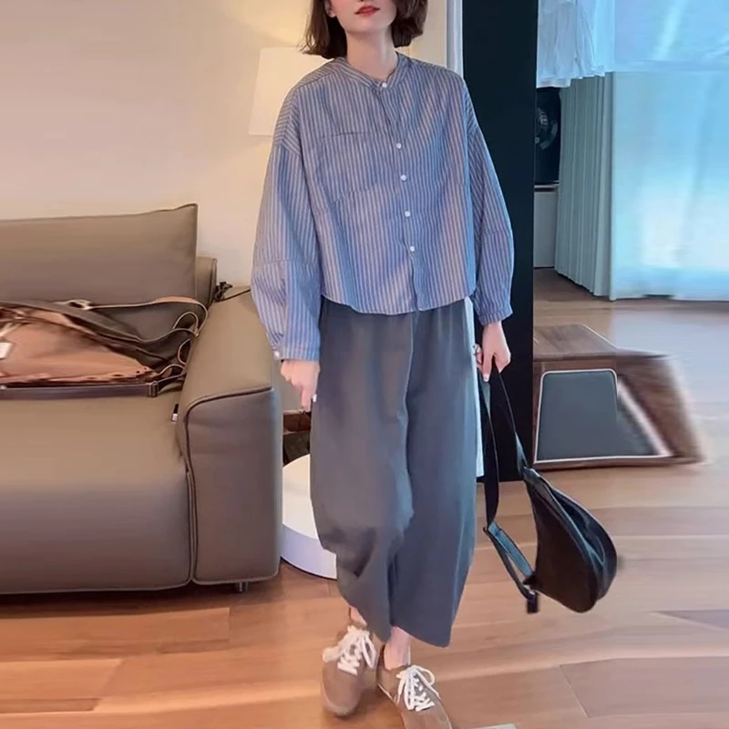 春夏搭配一整套2025新款时髦休闲条纹圆领长袖衬衫灰色高腰九分裤