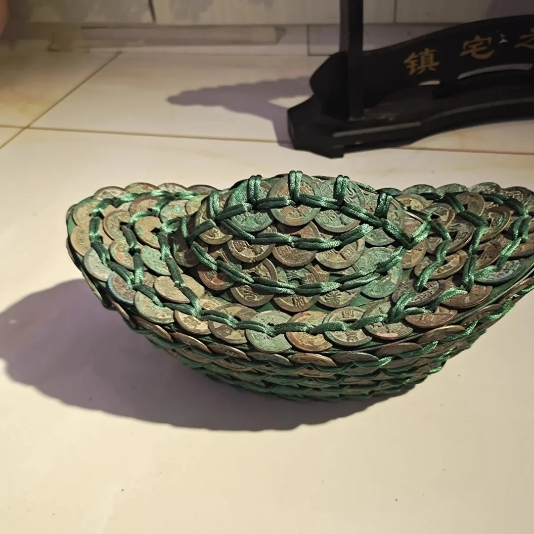 真品精编而成的铜钱小元宝