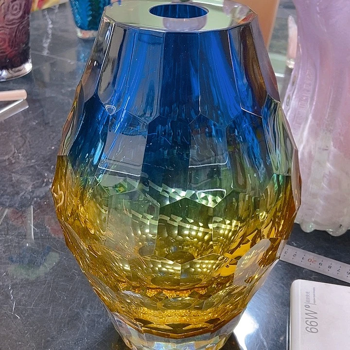 琉璃花瓶高30口径4