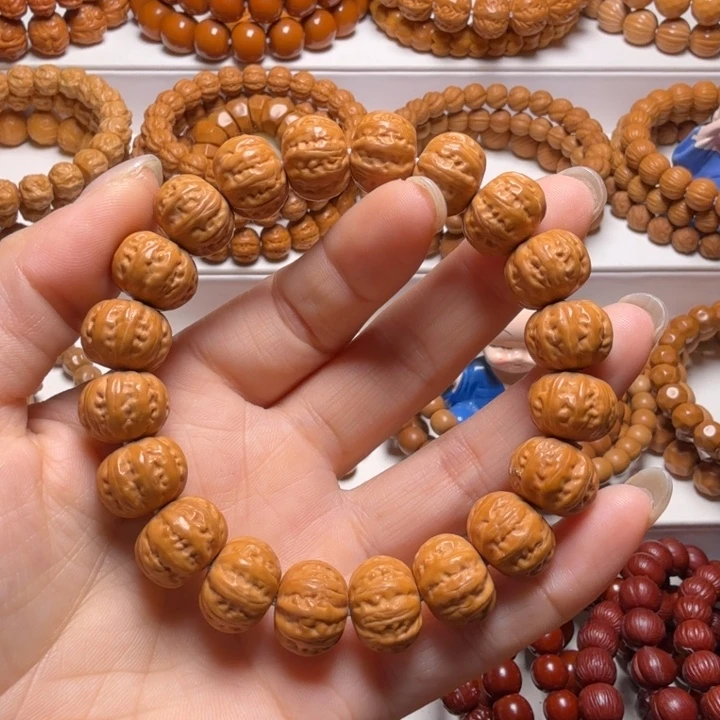 U***好吊坠猴头核桃京八棱