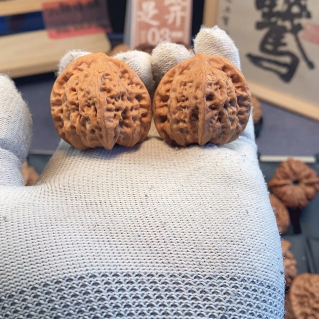 文玩核桃把件福利款39尺挂月峰佛肚