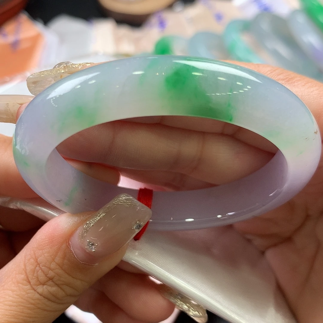 翡翠未镶嵌手镯52.3贵妃