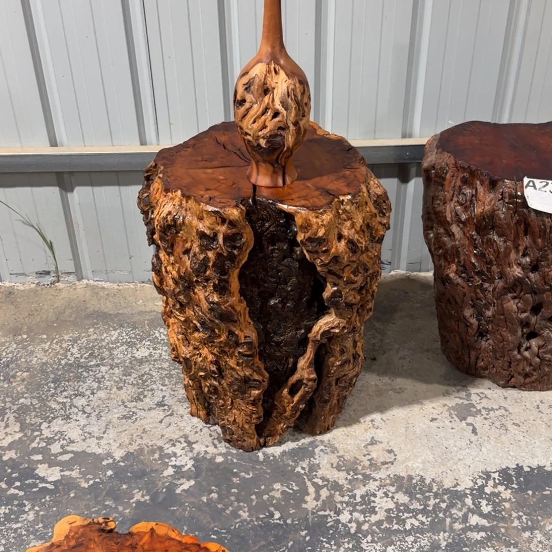 祥***意百年鸡心枣木手工雕刻百年鸡心枣木手工雕刻