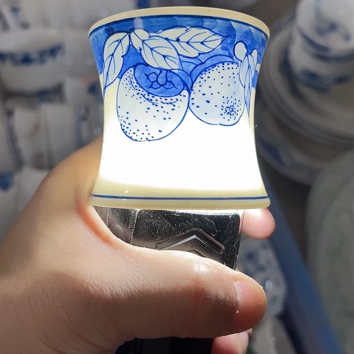 杯手绘盖置陶瓷一个