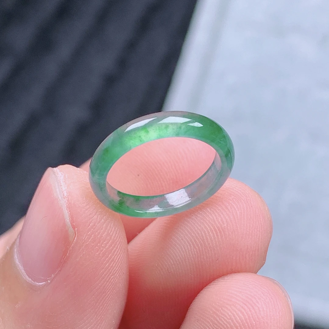 天然翡翠A货老坑冰种细条飘绿翡翠戒指指环4-5号圈口内径13.6mm@1