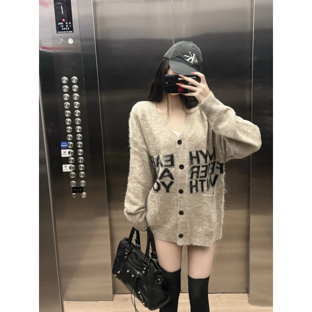 美式复古字母毛衣外套女秋季2025新款休闲宽松设计感针织时尚上衣