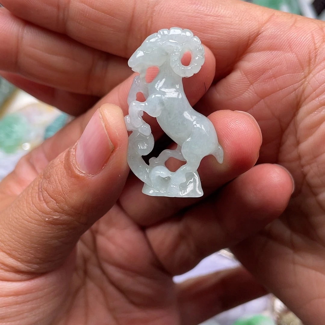 颈饰未镶嵌翡翠翡玉缘翡翠