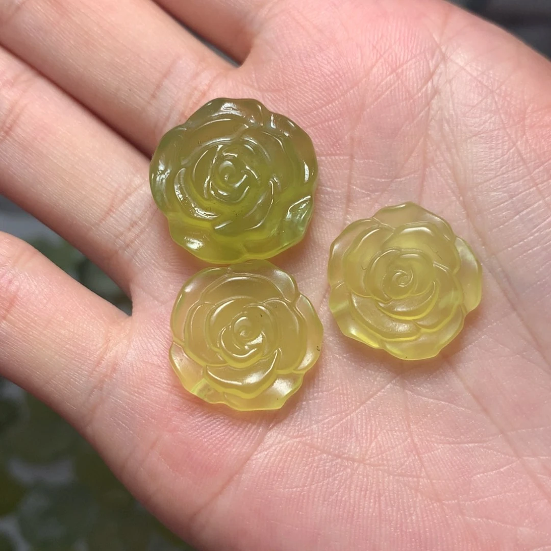 蛇纹石玉合金颈饰