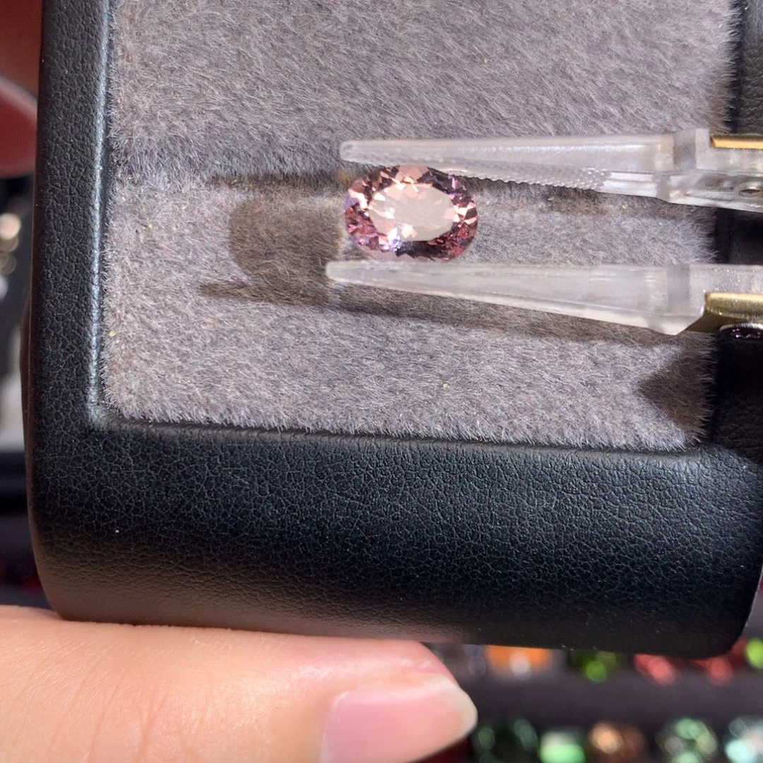 绿柱石（摩根石）裸石1.925ct