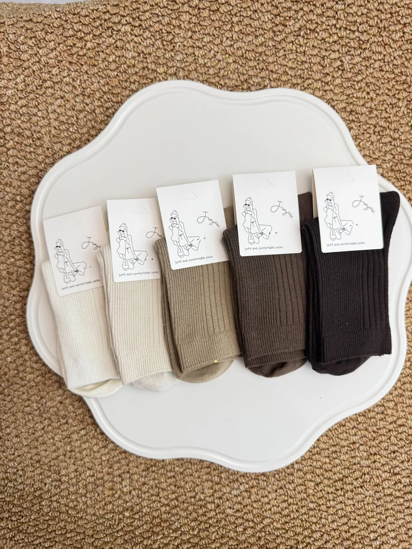 男女秋冬长筒棉袜棉线吸汗透气防滑四季休闲运动款防臭棉袜