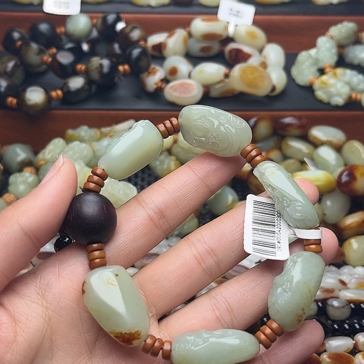 和田玉手链未镶嵌啊*