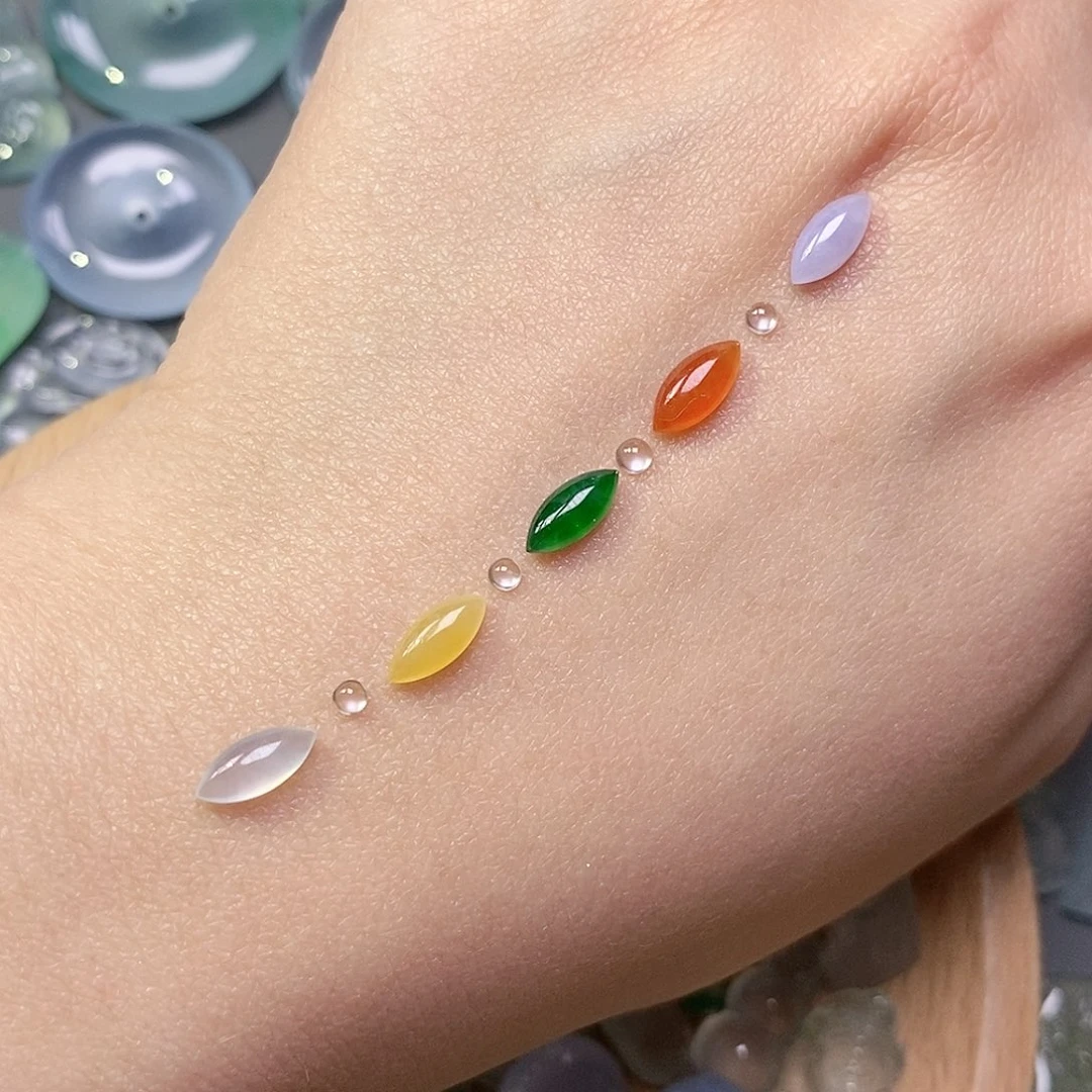 定制翡翠未镶嵌翡翠