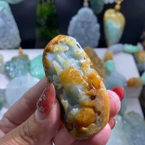 【闪购商品】颈饰未镶嵌翡翠山水