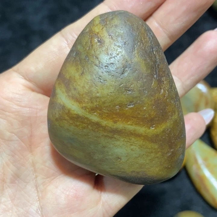 会***头未镶嵌和田玉挂件