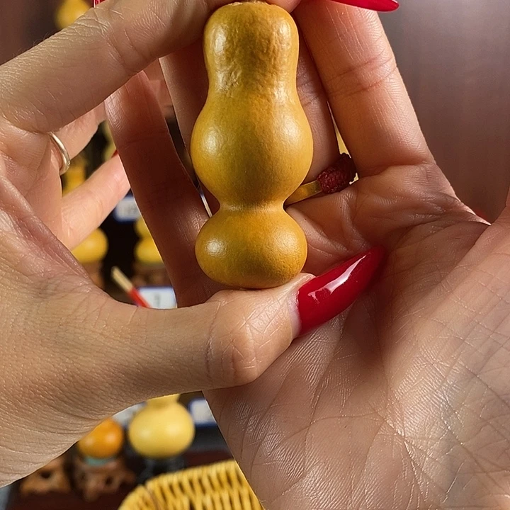 小***睿好想和她谈一下这个恋爱呢哈嘻嘻