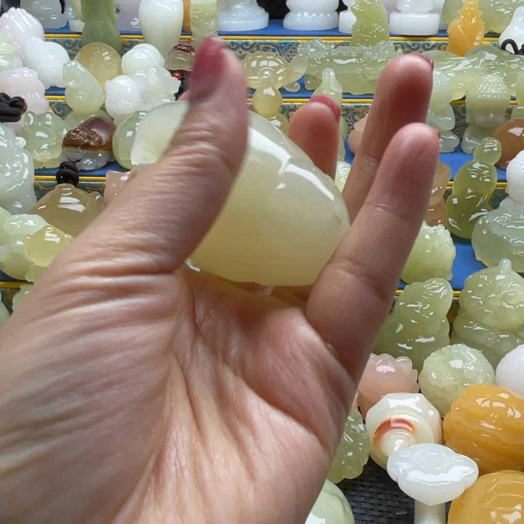 用***7天然雕刻桌面小摆件