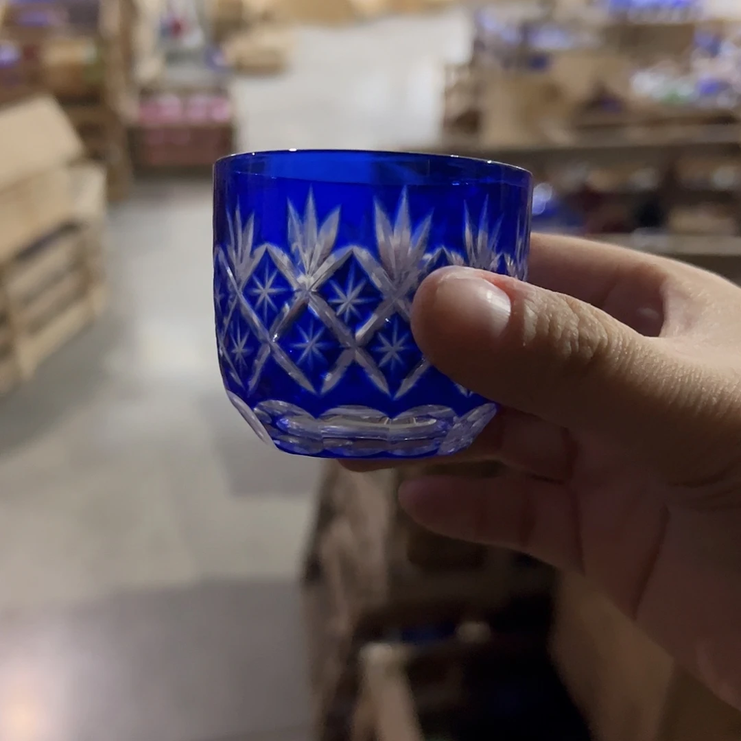 水晶玻璃平底款微瑕一个